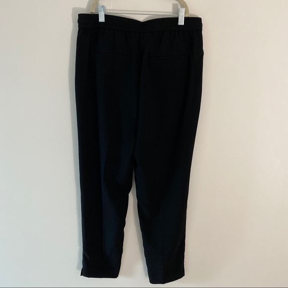 RW&Co | Pleated Black Pants - Picture 6 of 8